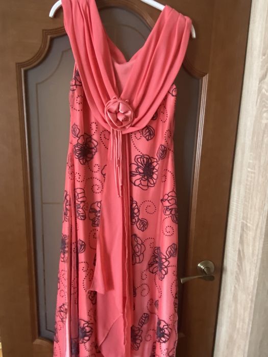 Продам шикарное платье