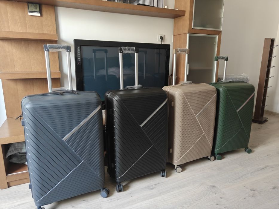 Чемодан гелевый качественный 4в1