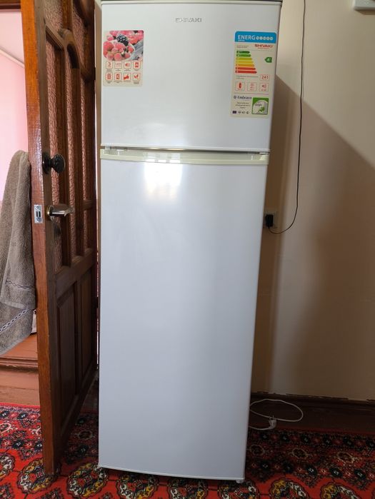 Холодильник сатылады