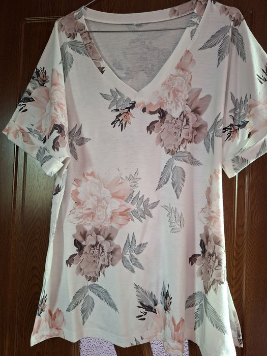 Vând Bluză Dama Mărimea XL -XXL