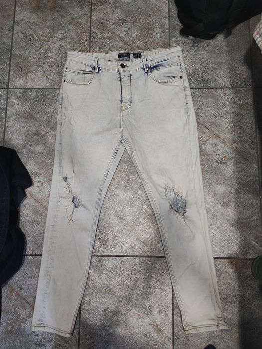 Pantaloni Pull&Bear