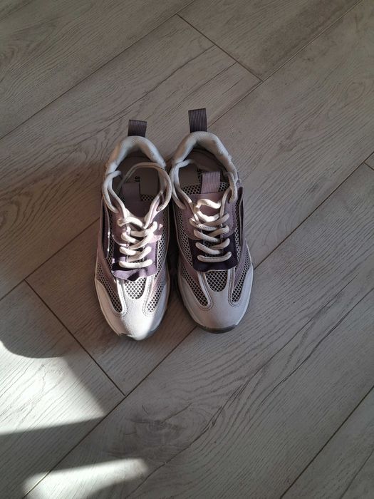 Сникърси STEVE MADDEN 34 номер