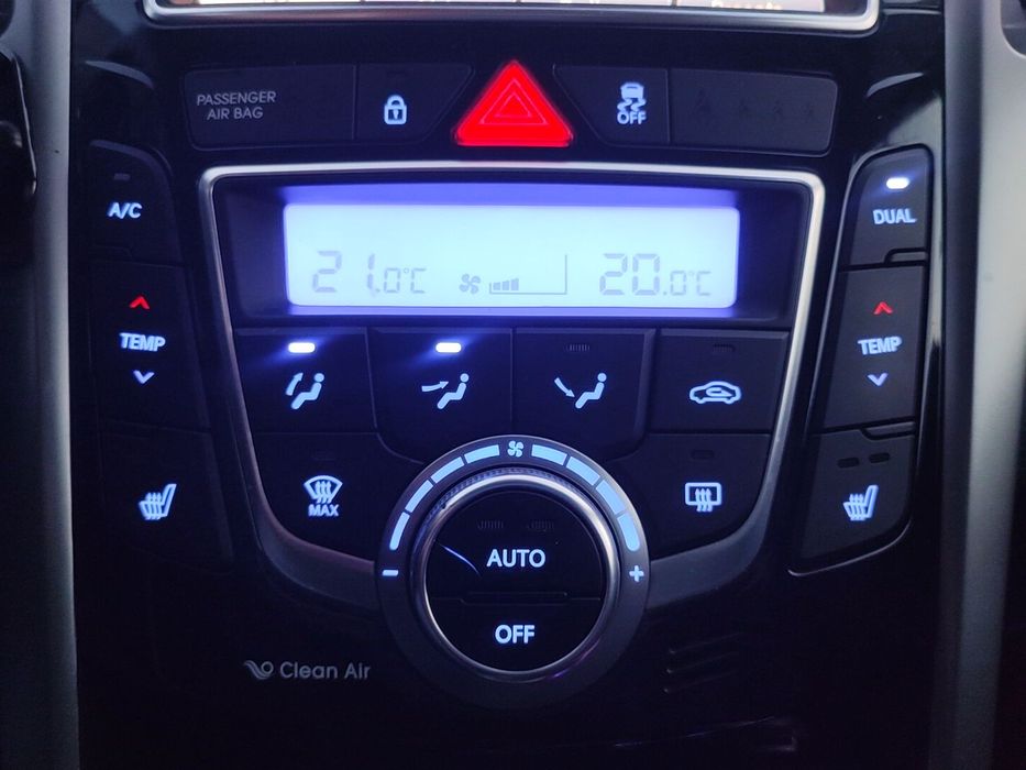 HYUNDAI I30  Austria