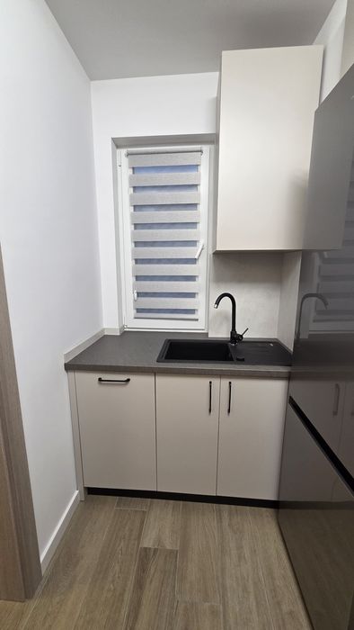 Inchiriez apartament str Abator Floresti