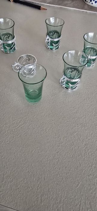 Комплект чаши , гарафа с тапа лъв