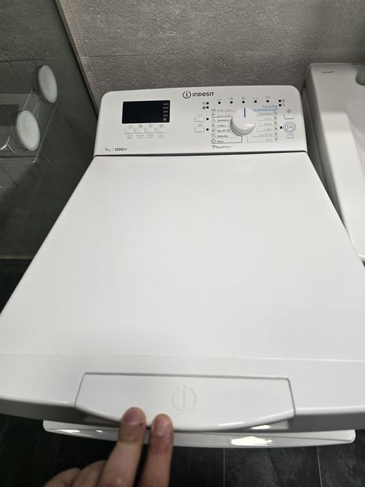 Masina de Spalat Verticala INDESIT 7KG