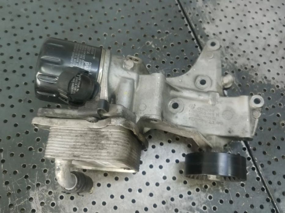 carcasa filtru ulei cu suport 1.2 tsi cbz skoda fabia 2  03f903143h  03f117021a