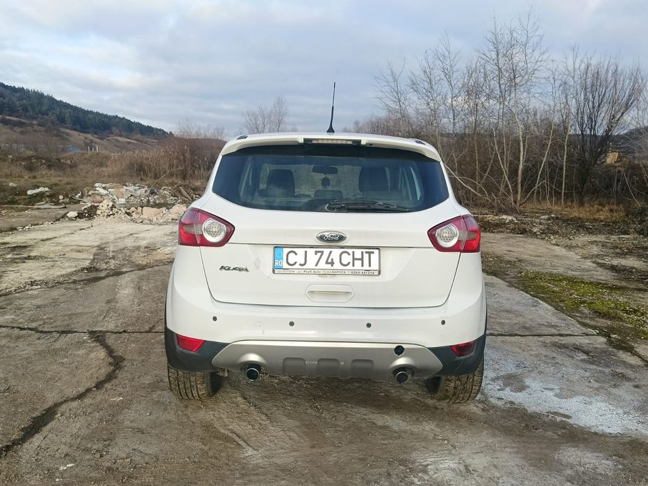 Vând Ford Kuga 2.0 TDCI 140CP 4X4  Automat