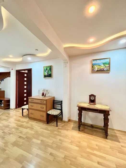 Продаётся 5-ком квартира в центре | Ул. Ойбека 182 м² | 2 паркинга