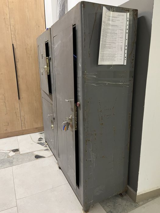 Сейф для хранения документов