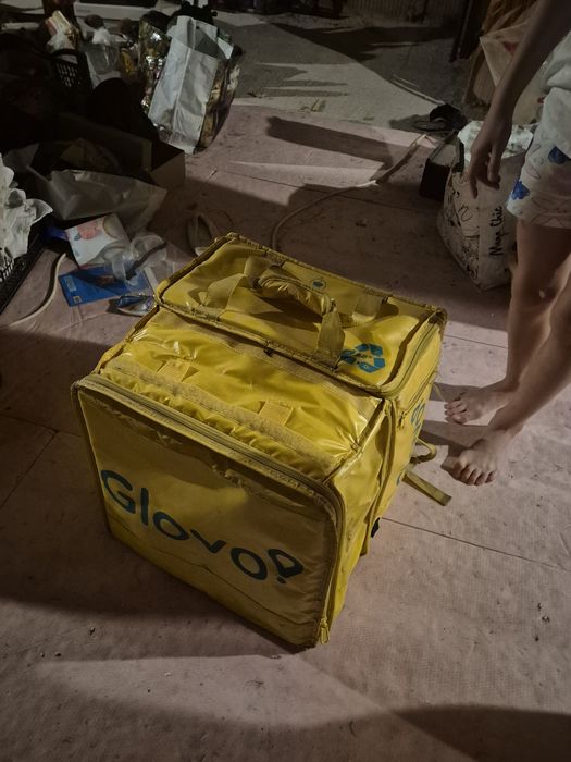 Ghiozdan glovo original ca nou
