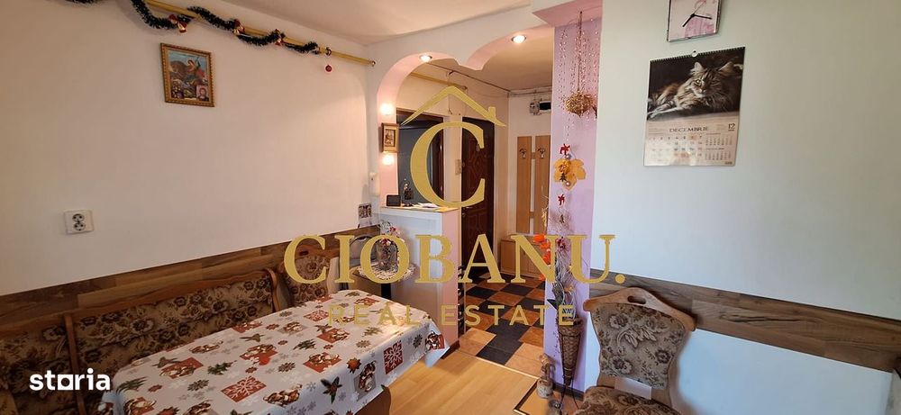 Apartament De Vanzare Etaj 2/4 Decomandat Zona 1 Mai