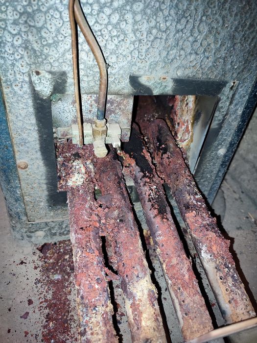 Чистка ремонт газовых котлов.