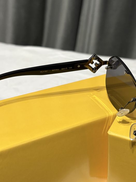 Fendi ochelari noi