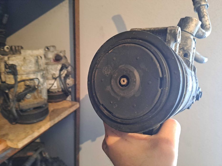 Compresor Aer Conditionat Ac Clima Vw Golf 5 6 Passat B6 B7 Skoda Octavia 2 cod 1K0820059J
