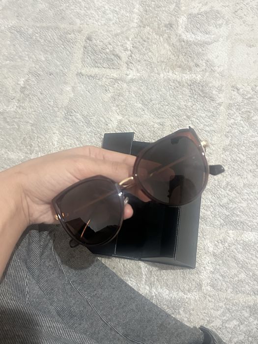 Солнцезащитные очки