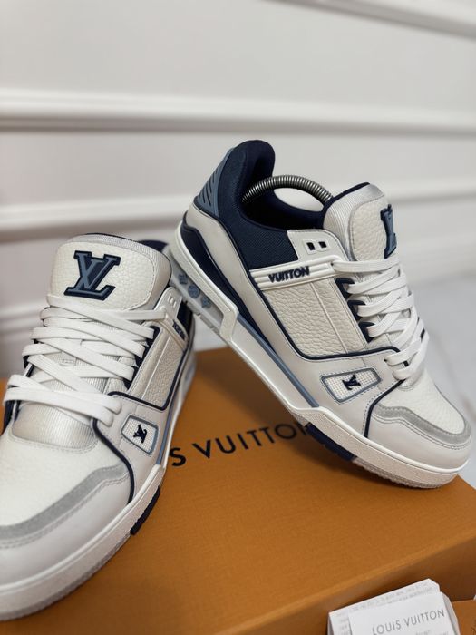 sneakers lv trainer
