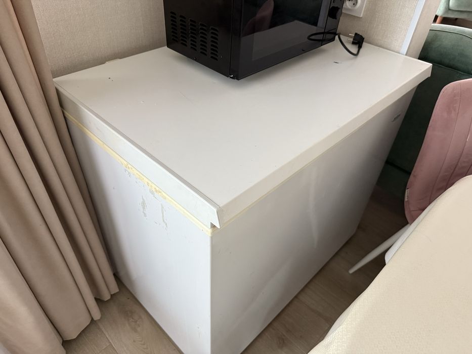 Продам морозильник Бирюса
