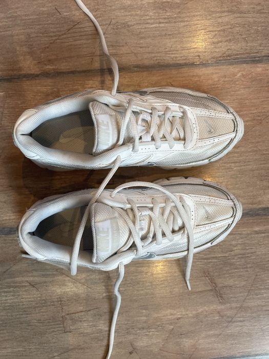 Дамски маратонки Nike