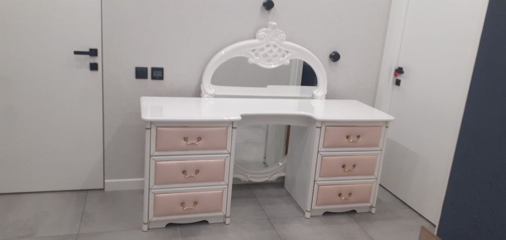 Продается комод в отличном состоянии