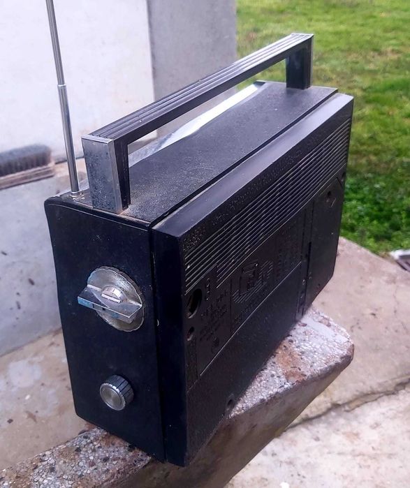 Ретро радио VEF 206 - винтидж модел, за части или реставрация на части