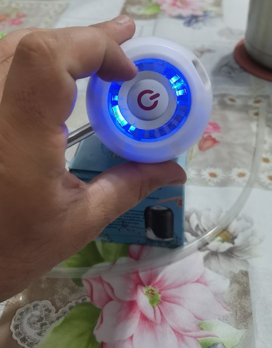 Помпа для воды.  Надо поменят акмулятор