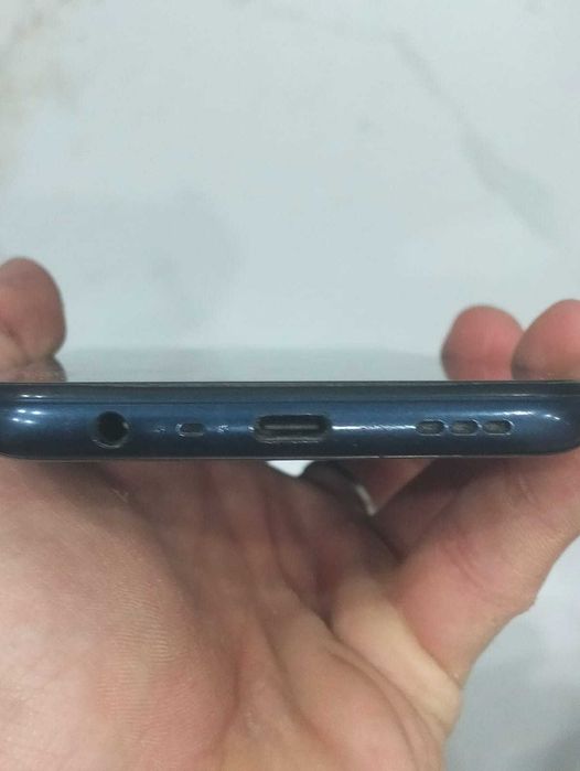 Телефон Оппо А52