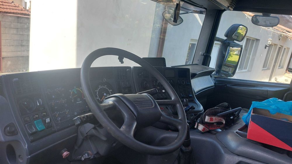 Товатен камион скания с кран