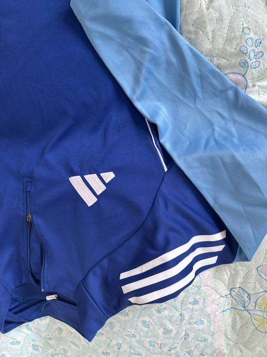 Спортивная кофта адидас