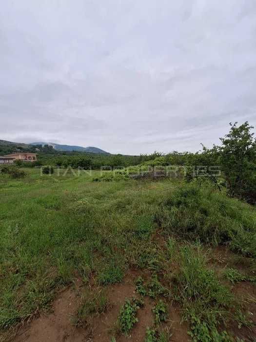 Продава се Парцел в Пловдив, Тракия - 2700 кв.м за 51 €/кв.м - Снимка #3