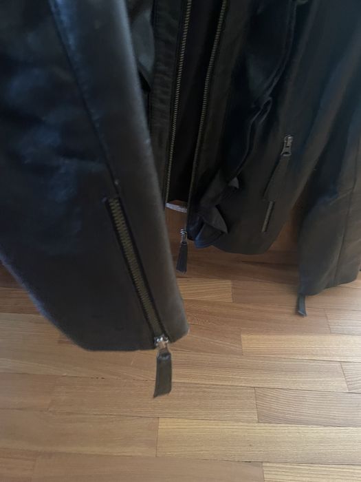 Кожено яке Blumarine