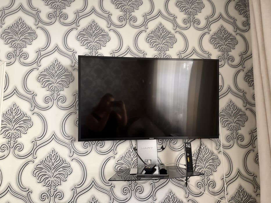 Телевизор samsung 1,1