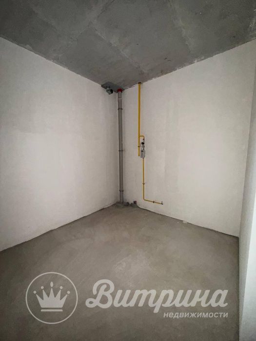 Продаётся 1 комнатная квартира NRG Zamon, Янгиабад, коробка