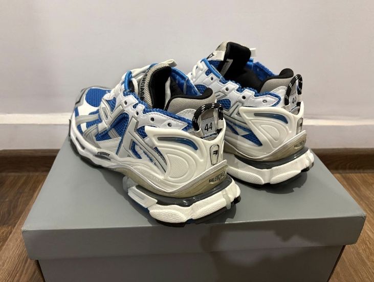 Balenciaga Runner