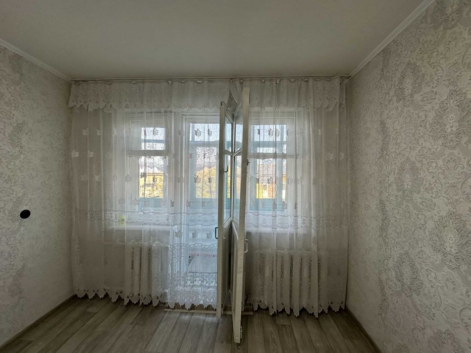 Продам 2 ком квартиру Р-он 5 школы