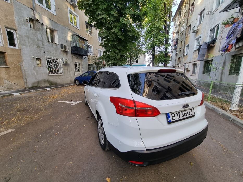 FORD Focus 2016 — imagine 5