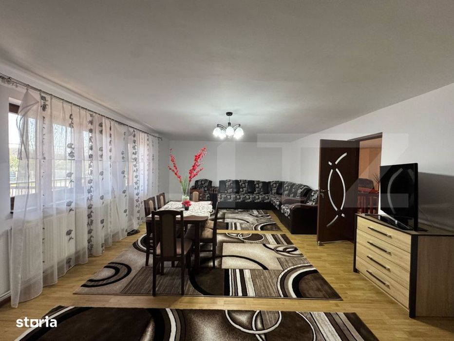 Casa cu 6 camere in Cristur, 287mp