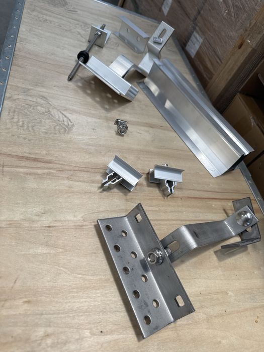 Kit prindere panouri fotovoltaice pt 10 panouri