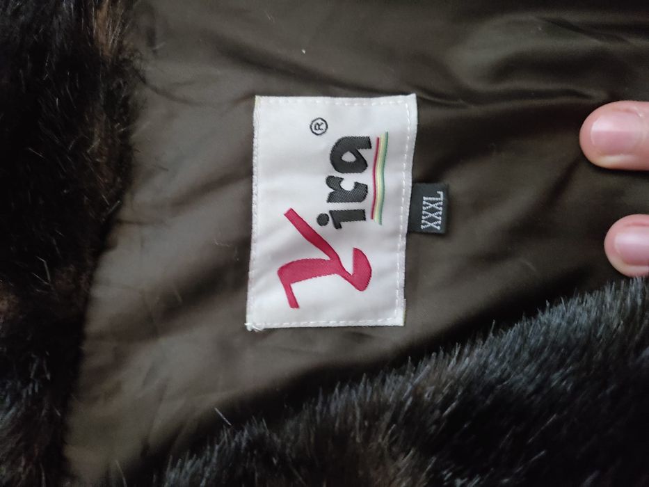 De vânzare haină de blană ecologică