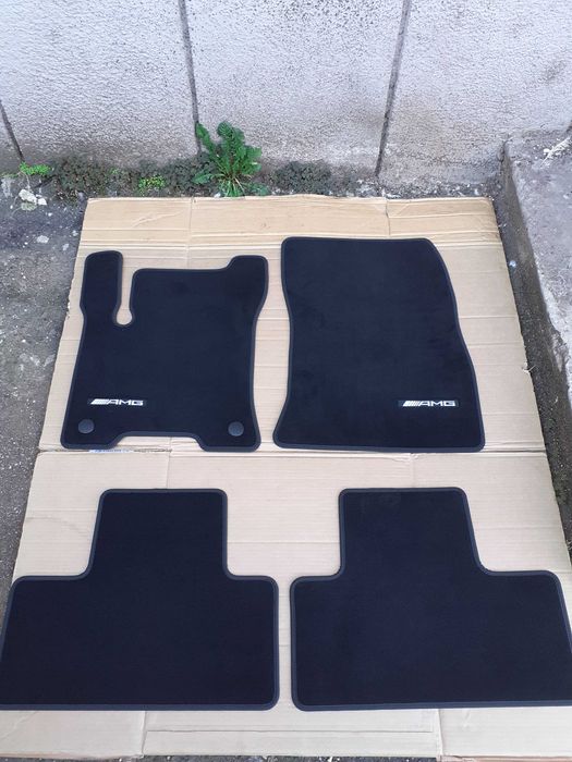 Presuri/covorase auto velur mocheta pt. MERCEDES EQB