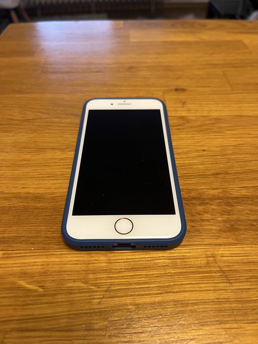 iPhone 8 in stare f buna