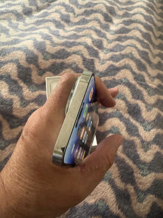 iPhone14 Pro max. Перфектен. Бял. 128 GB. Без следи от употреба.
