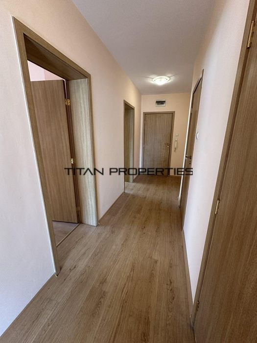 Продава се Тристаен апартамент в Бургас, Лазур - 99 кв.м за 1920 €/кв.м - Снимка #10