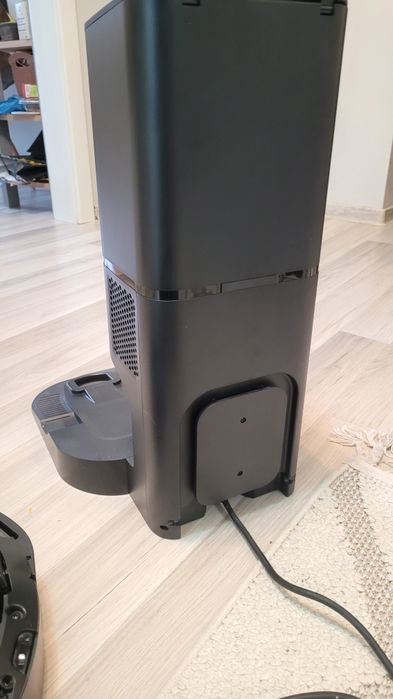 Aspirator robot iRobot Roomba Combo i8+, alimentare la rețea