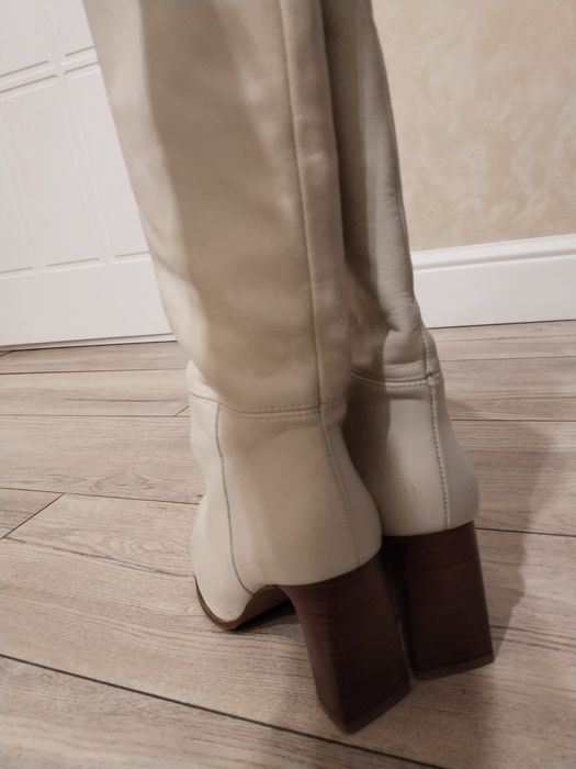 Продам кожаные сапоги