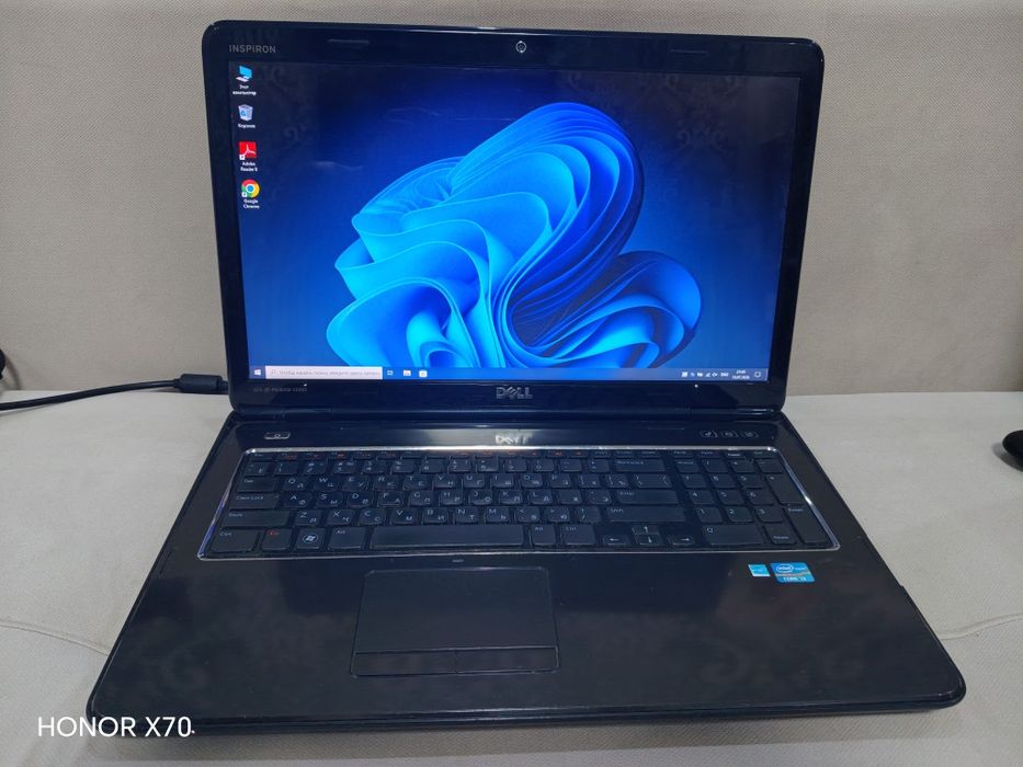 Ноутбук Dell inspiron