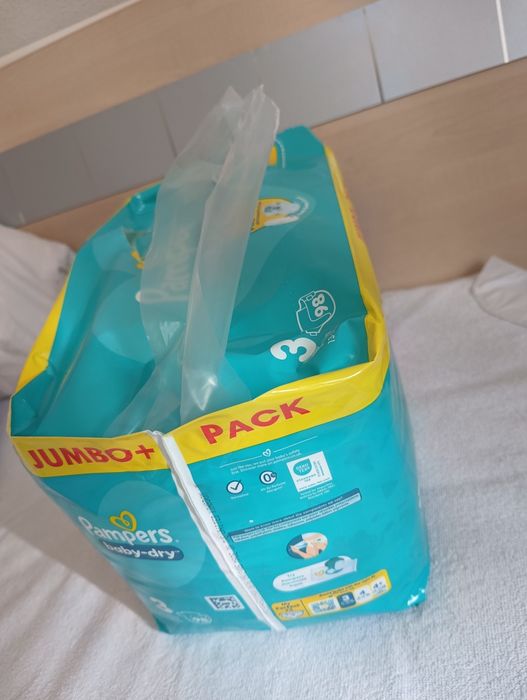 Pampers Baby-Dry размер 3 (6–10 кг) – Jumbo+ Pack, 98 бр.
Pampers Baby