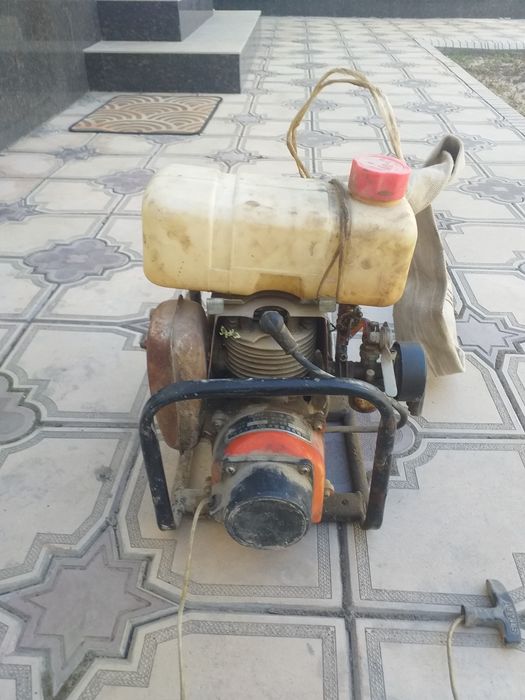 Бенза.насос.сувга