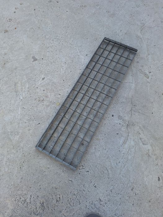 Trepte zincate galvanizate