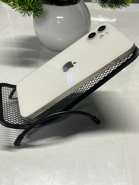 Iphone 12 64GB White 100% Батерия